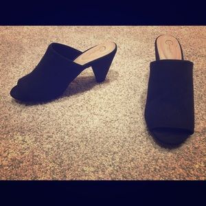 Women’s slide heels